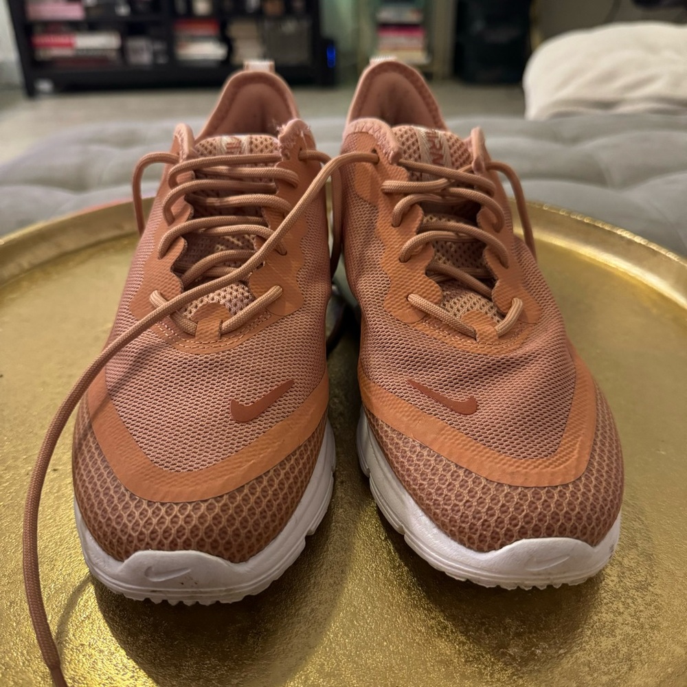 NIKE Air Max Sequent 4.5 Rose Gold Dusty Peach BQ8824 600 - US Size 8 Women’s - Picture 4 of 8
